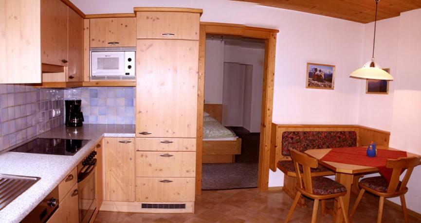 הוילה ליוטאש Ahrnerhof מראה חיצוני תמונה